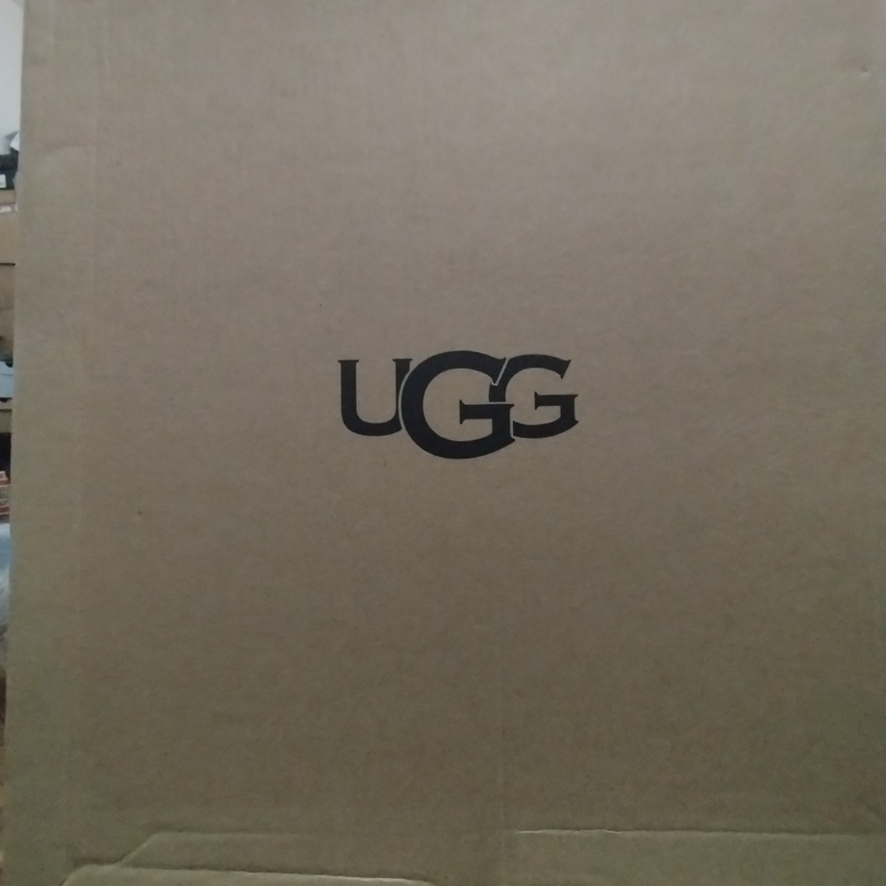 UGGS K FLUFF MINI QUILTED BOOTS Gray Big Kids Size 6